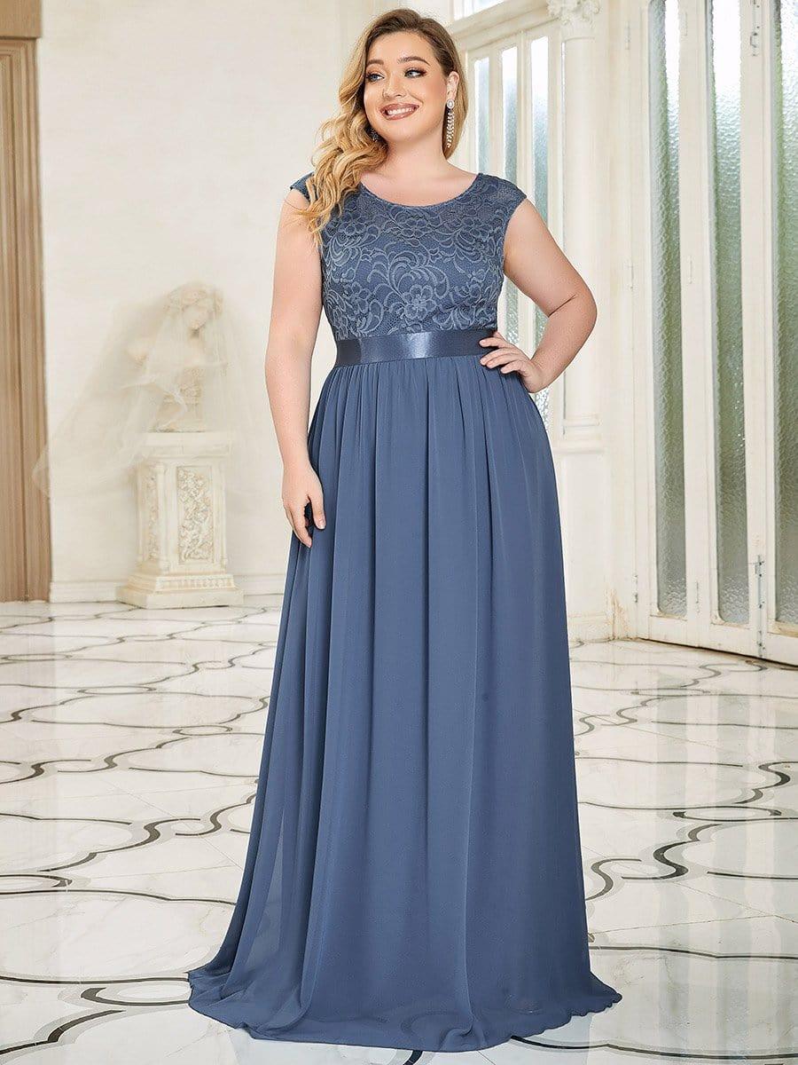 Plus Size Classic Round Neck V Back A-Line Chiffon Bridesmaid Dresses with Lace #color_Dusty Blue