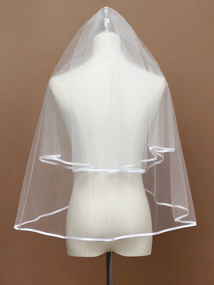 Simple Double-Layered Wedding Veil with Scalloped Edge #color_Cream