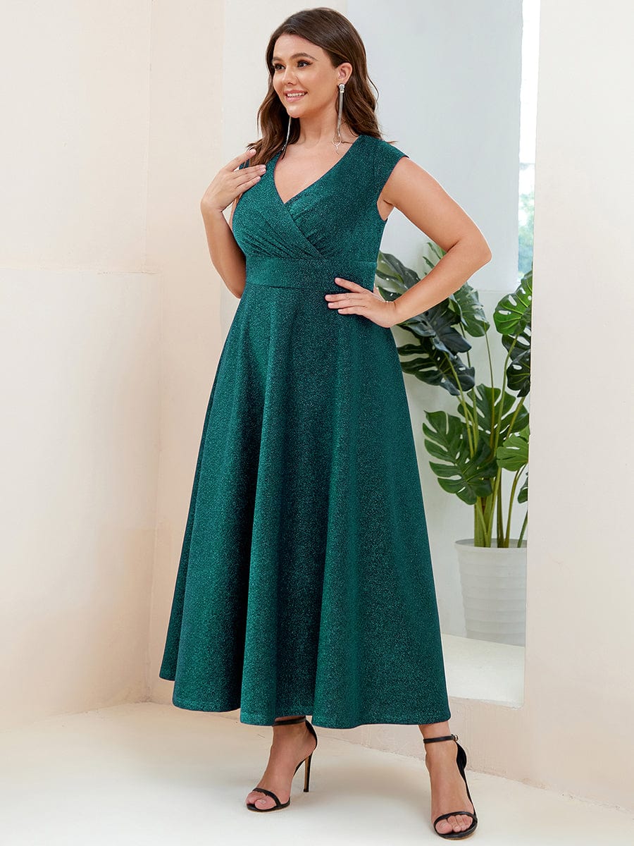 Plus Size Pleated A-Line Cap Sleeve V-Neck  Evening Dress #color_Dark Green