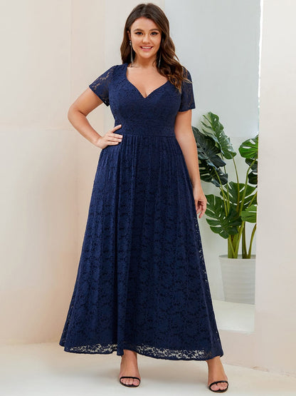 Plus Size A-Line Short Sleeve V-Neck Lace Evening Dress