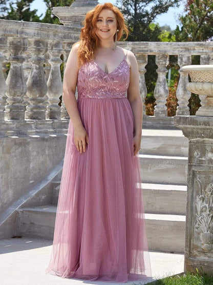 Plus Size Soft Spaghetti Straps V-Neck Embroidery Evening Dress