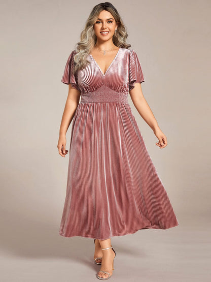 Plus Size A-line V-Neck Short Sleeve Pleated Velvet Fall Wedding Guest Dress #color_Purple Orchid