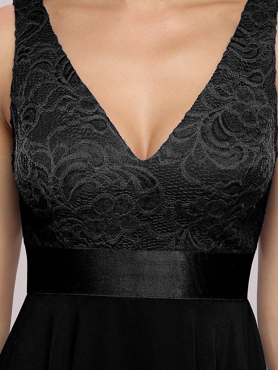 Stunning V Neck Lace & Chiffon Prom Dress for Women #color_Black