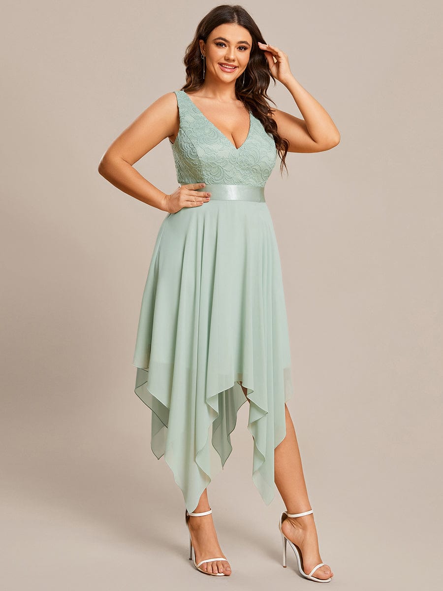 Stunning V Neck Lace & Chiffon Prom Dress for Women #color_Mint Green