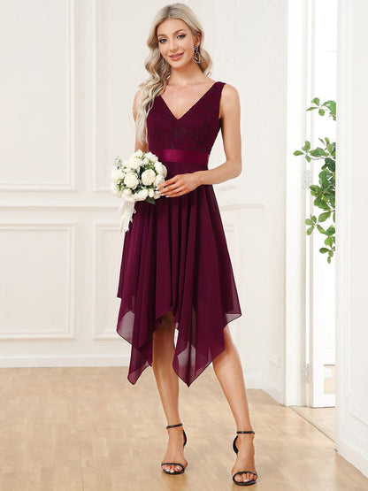 Stunning V Neck Lace & Chiffon Prom Dress for Women #color_Mulberry