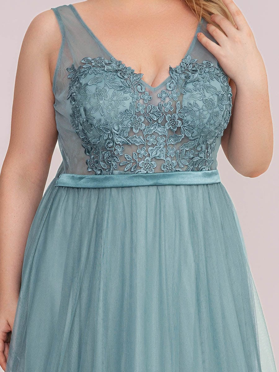 Custom Size A-Line V-Neck Floral Lace Appliques Bridesmaid Dress #color_Dusty Blue