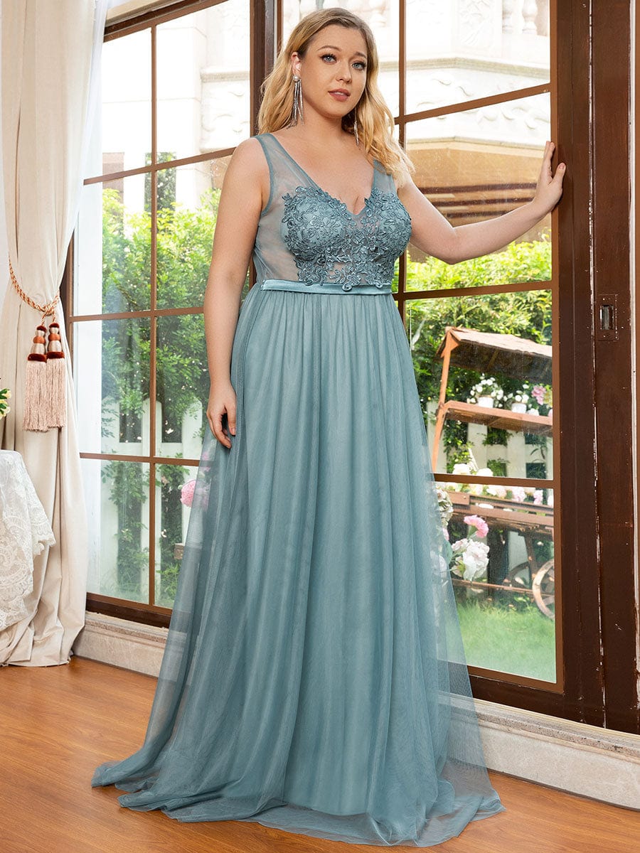 Custom Size A-Line V-Neck Floral Lace Appliques Bridesmaid Dress #color_Dusty Blue