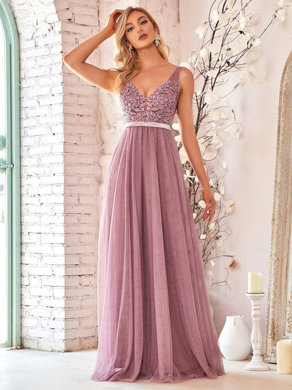 Women's A-Line V-Neck Floral Lace Appliques Bridesmaid Dress