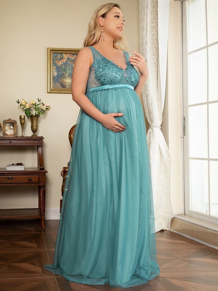 Plus Size Double V-Neck Lace Bodice Long Flowy Maternity Dress #color_Dusty Blue