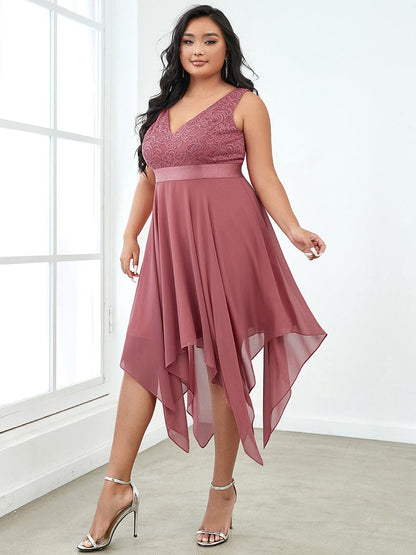 Plus Size Stunning V Neck Lace & Chiffon Prom Dress for Women #color_Cameo Brown